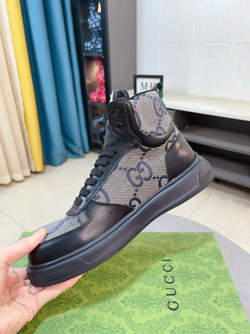 Men's shoes 💰440🌹🌹GUCCI [Gucci] New high-top men's shoes, a high-end brand, the latest fashionable casual men's shoes, trendy and versatile, relaxed and sporty style, uppers imported from Italy, first-layer cowhide, genuine leather lining, and ultra-fine workmanship. Original personalized fashionable rubber wear-resistant outsole, light and comfortable on the foot, size 38-44